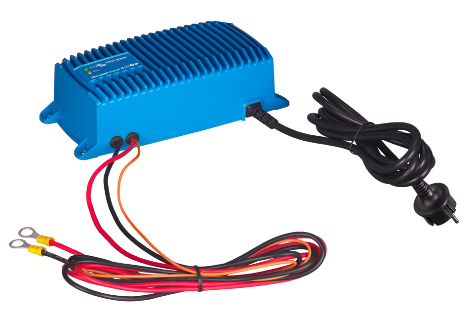Blue Smart IP67 Charger 12/7(1) 230V CEE 7/7