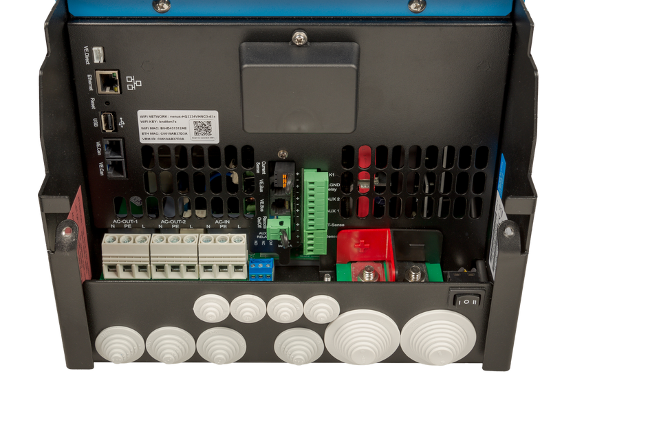 EasySolar-II 48/3000/35-32 MPPT 250/70 GX